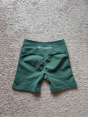 ALTERWEGAL Forest Green Seamless Bike Shorts